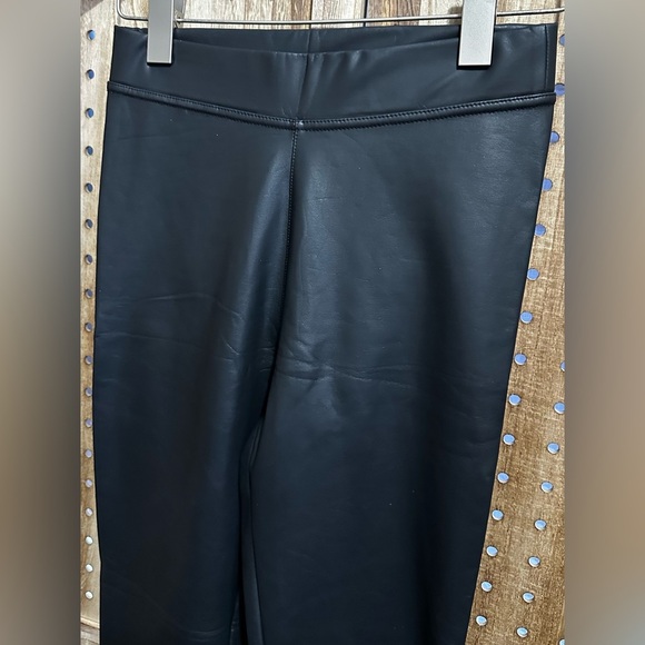 🖤 C-Mode Faux Leather Leggings
Size: Small | Condition: Excellent - Picture 3 of 4